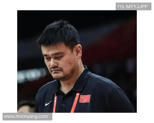 姚明在国际篮球舞台上的传奇故事与影响力分析